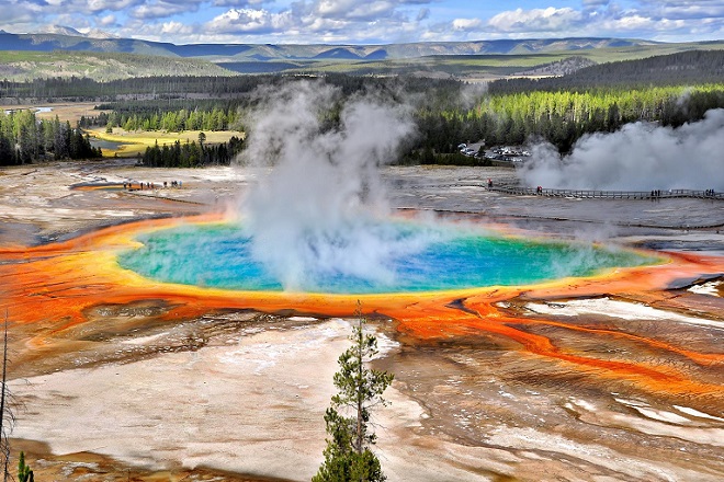 grand-prismatic-spring
